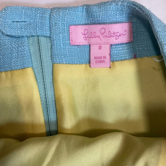 Lilly Pulitzer Blue Tweed Mini‎ Skirt Gold Logo Buttons Ruffle Trim Size 0 - Picture 4 of 9